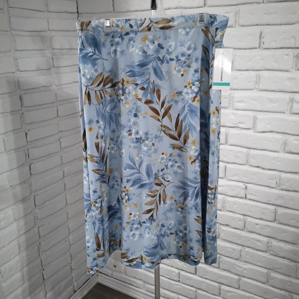 NWT Alfred Dunner Ladies Lightweight Size 16 Maxi A-line Skirt